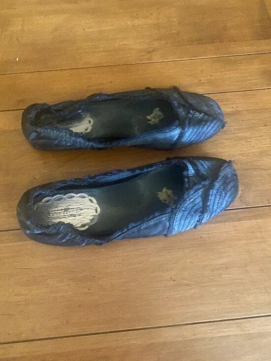 Seychelles Women's 9.5 Black Satiny Ballerina Shoes - Picture 3 of 10